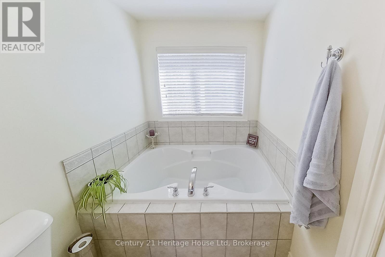 613 Black Street, Centre Wellington, Ontario  N1M 0A3 - Photo 24 - X11908890