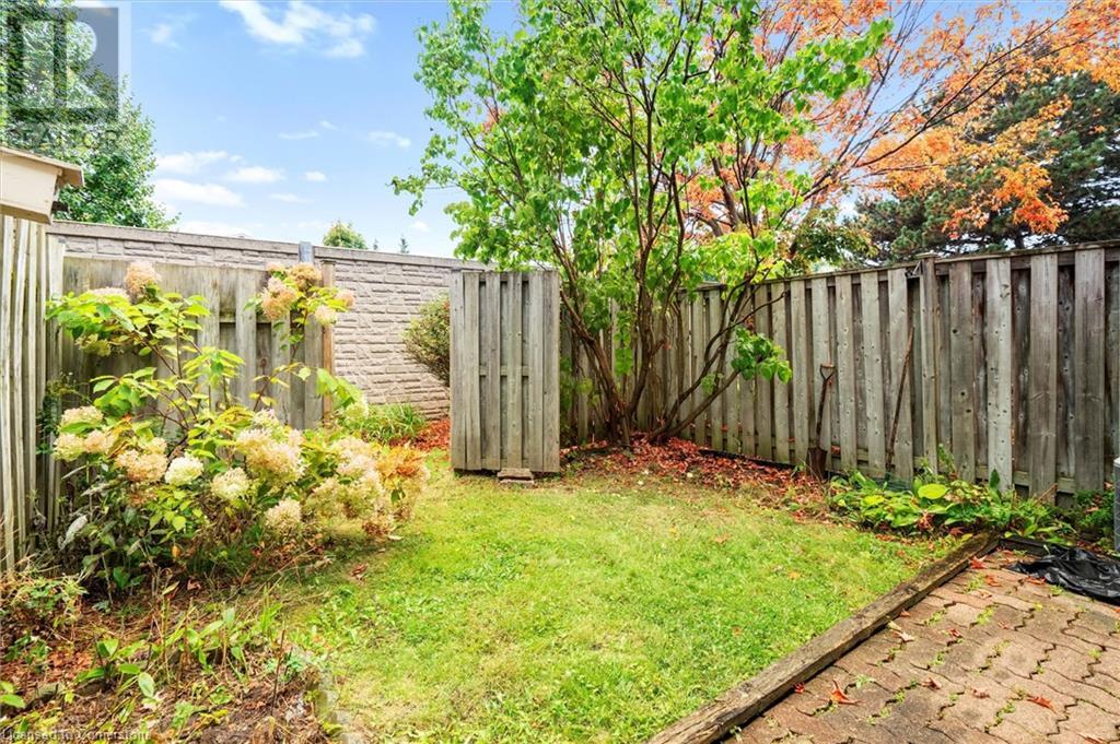 11 Harrisford Street Unit# 52, Hamilton, Ontario  L8K 6L7 - Photo 10 - 40687887