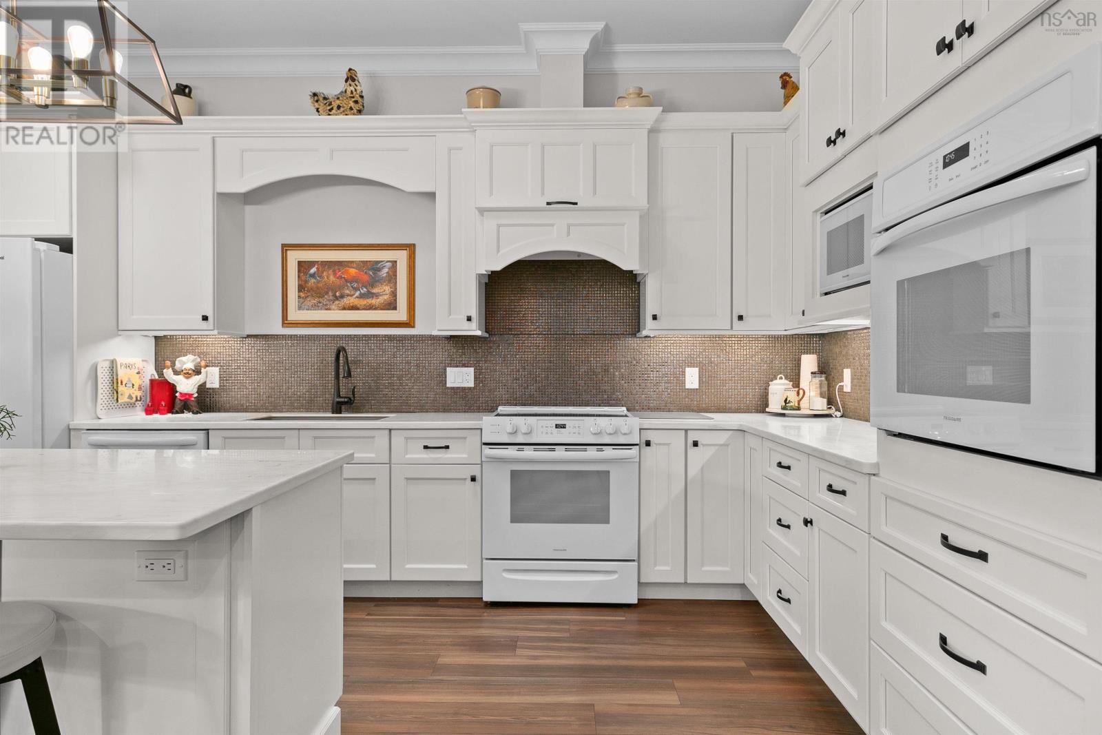 10 Swallow Point Road, Chester Basin, Nova Scotia  B0J 1K0 - Photo 11 - 202500236