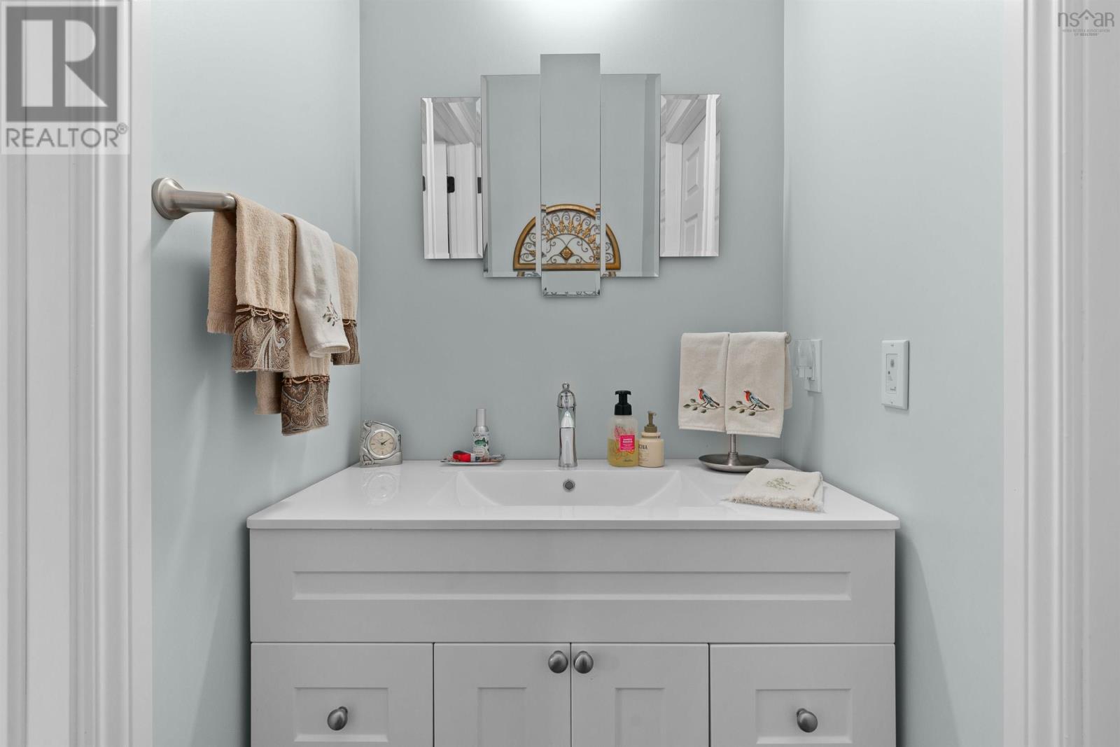 10 Swallow Point Road, Chester Basin, Nova Scotia  B0J 1K0 - Photo 23 - 202500236