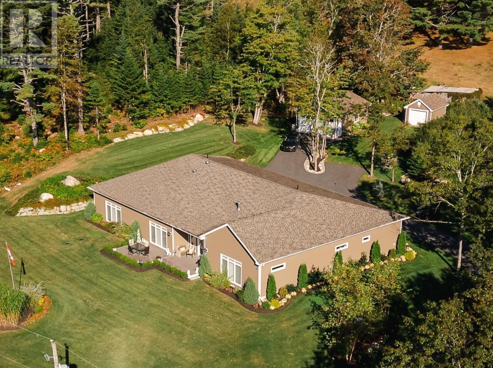 10 Swallow Point Road, Chester Basin, Nova Scotia  B0J 1K0 - Photo 39 - 202500236