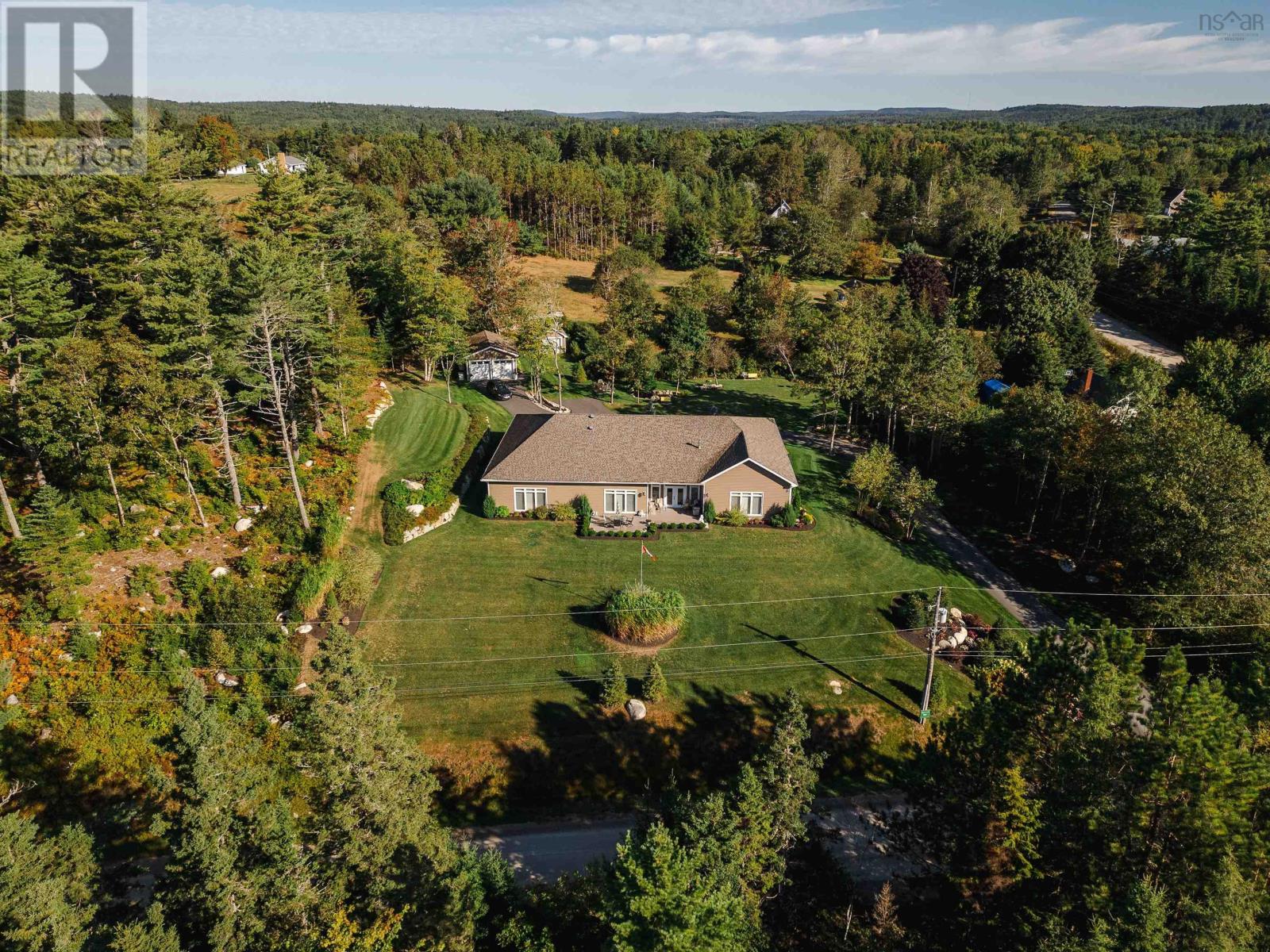 10 Swallow Point Road, Chester Basin, Nova Scotia  B0J 1K0 - Photo 4 - 202500236