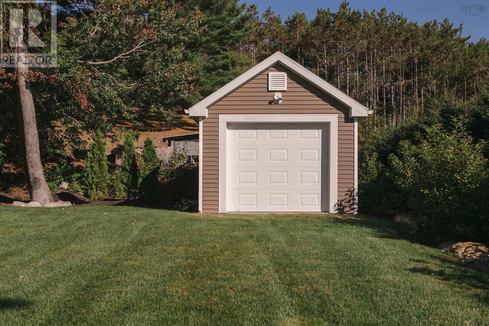 10 Swallow Point Road, Chester Basin, Nova Scotia  B0J 1K0 - Photo 48 - 202500236