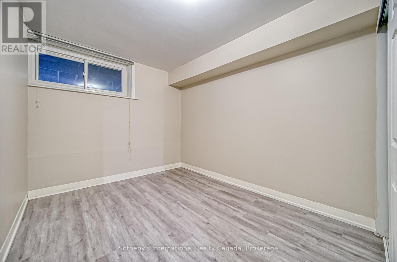 Lower - 35 Bellhaven Road, Toronto (Woodbine Corridor), Ontario  M4L 3J4 - Photo 12 - E11908940