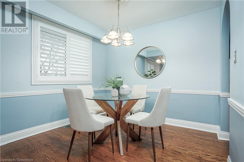 7984 Michael Street, Niagara Falls, Ontario  L2H 2B7 - Photo 7 - 40687882