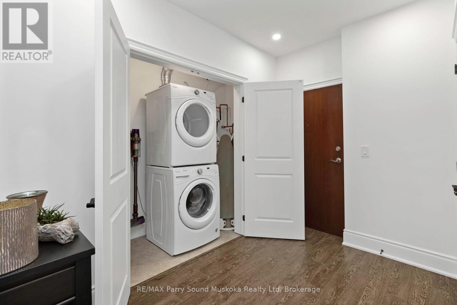 201 - 11c Salt Dock Road, Parry Sound, Ontario  P2A 3B6 - Photo 33 - X11908987