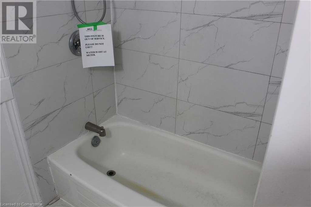 23 Horning Drive, Hamilton, Ontario  L9C 6L2 - Photo 14 - 40679174