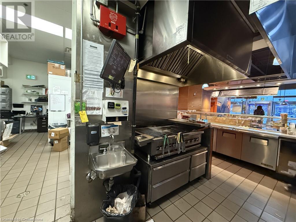 1400 Ottawa Street S Unit# B19, Kitchener, Ontario  N2E 4E2 - Photo 9 - 40687212