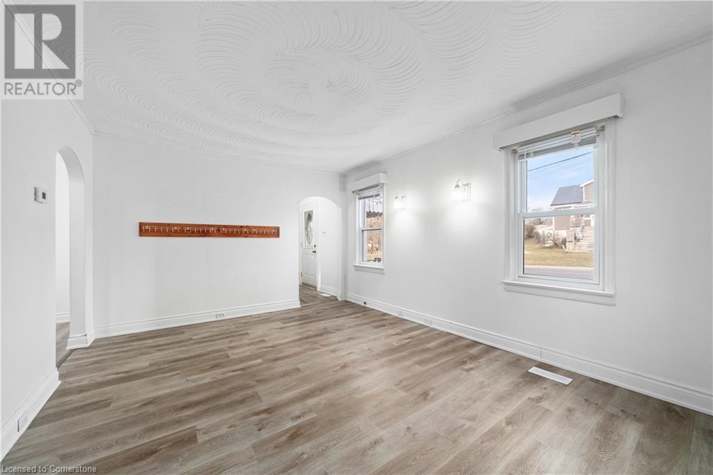 29 Donald Street, Belleville, Ontario  K8P 2J1 - Photo 7 - 40686338