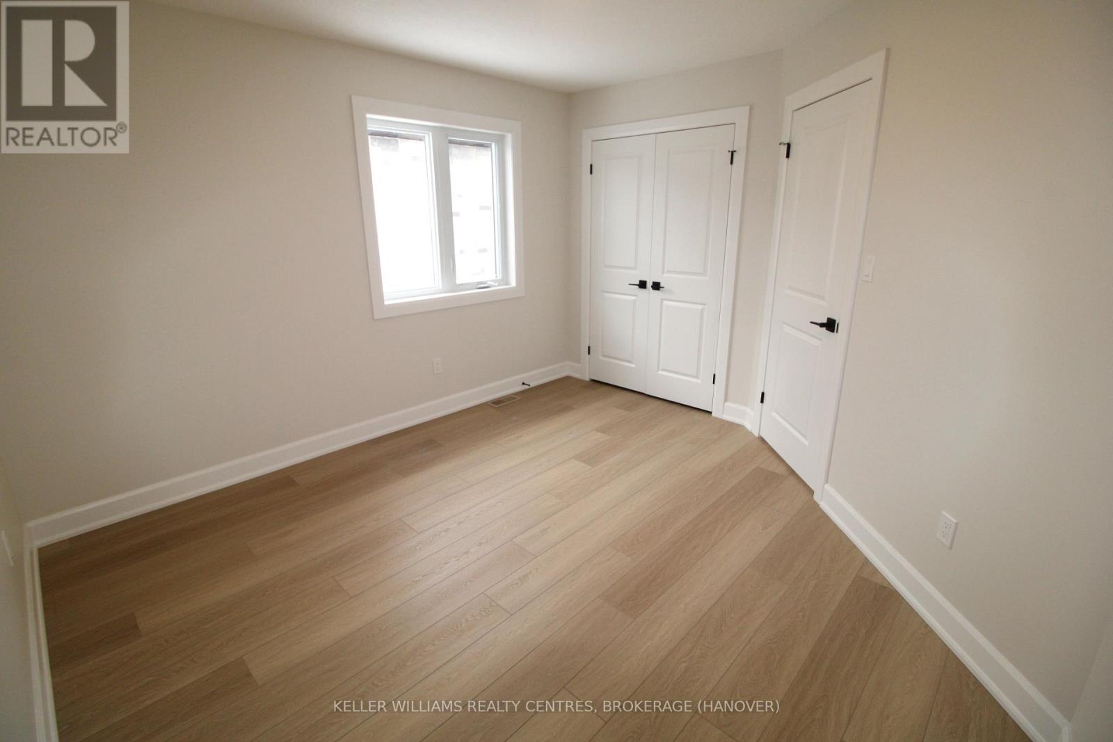 813 22nd Avenue A, Hanover, Ontario  N4N 0C5 - Photo 6 - X10846350