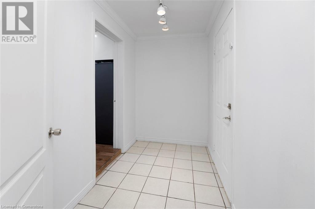 642 West 5th Street, Hamilton, Ontario  L9C 3R2 - Photo 23 - 40687901