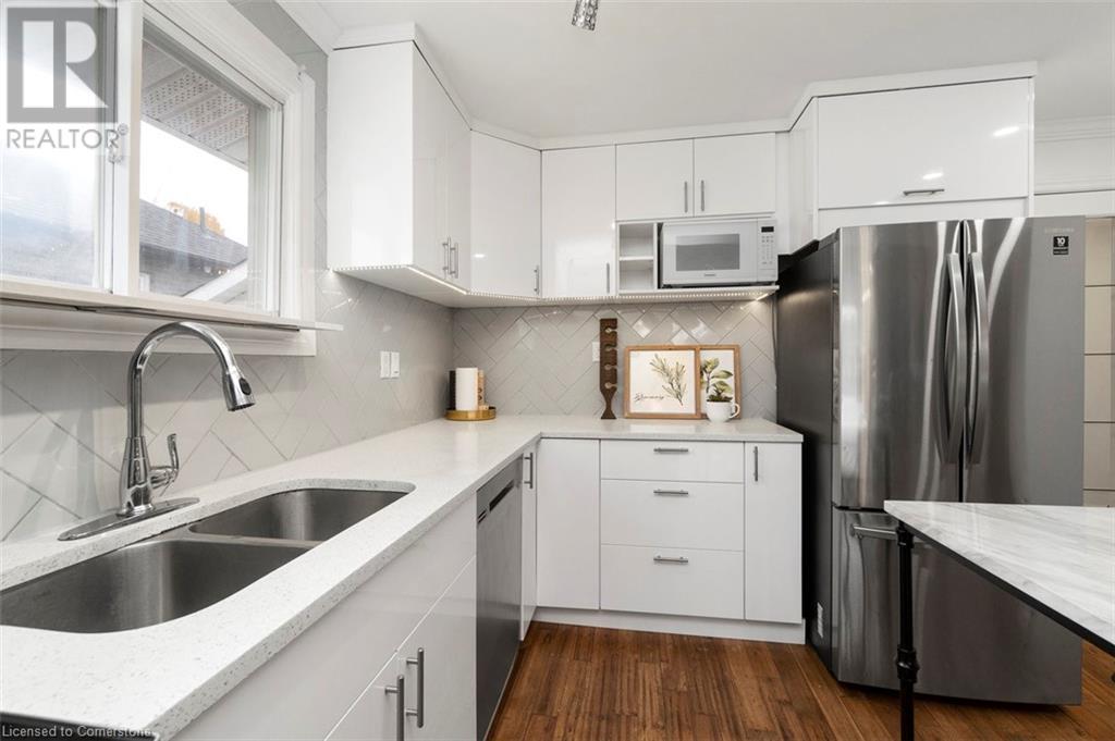 642 West 5th Street, Hamilton, Ontario  L9C 3R2 - Photo 8 - 40687901