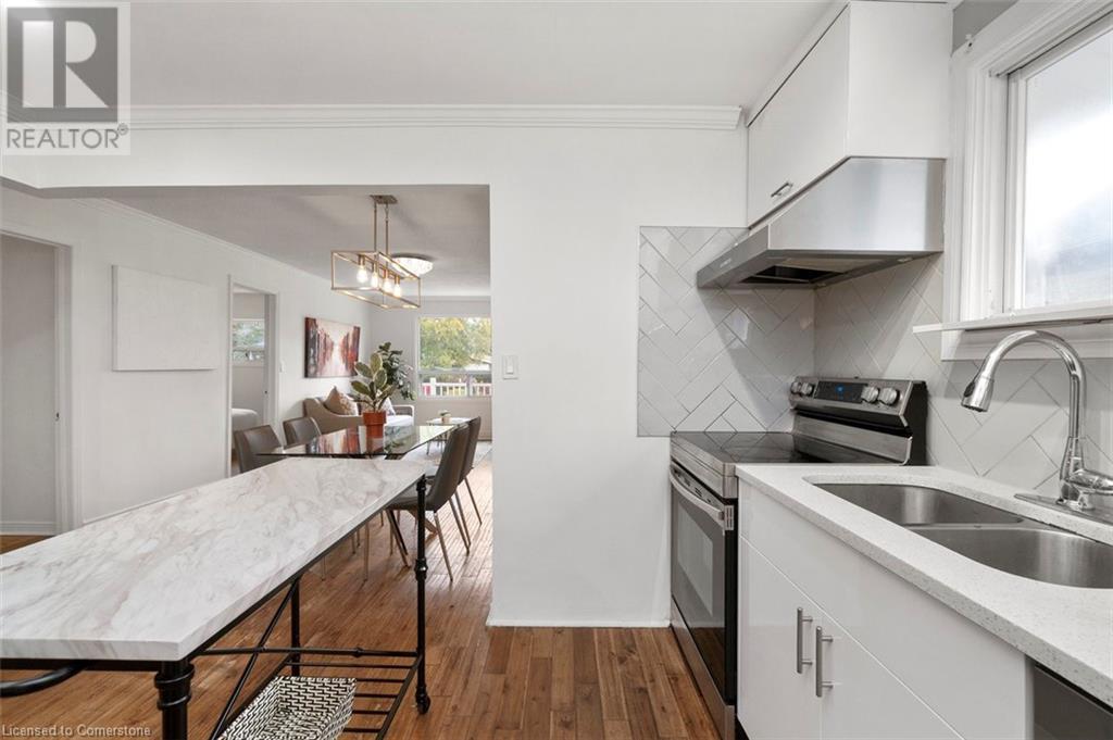 642 West 5th Street, Hamilton, Ontario  L9C 3R2 - Photo 9 - 40687901