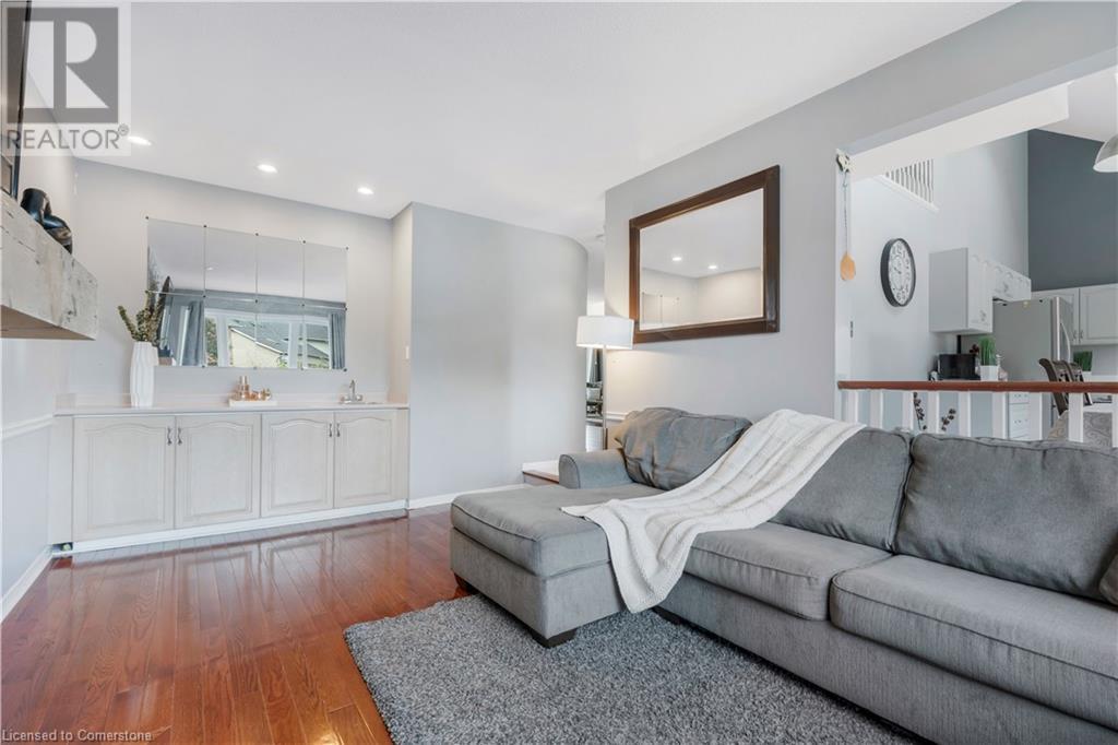 68 Riviera Ridge, Stoney Creek, Ontario  L8E 5E7 - Photo 12 - 40687885