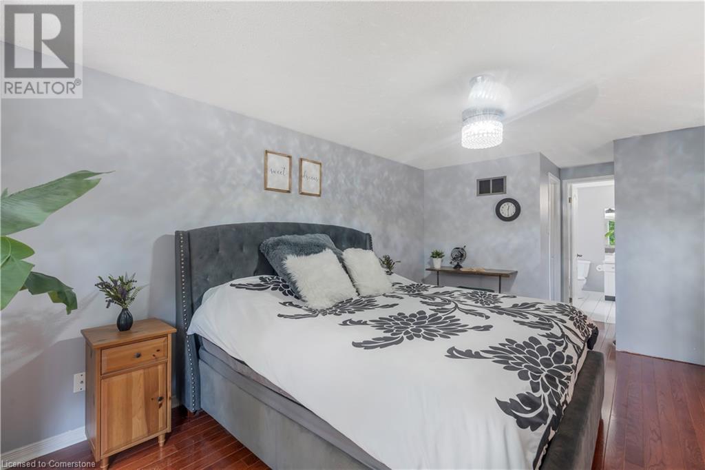 68 Riviera Ridge, Stoney Creek, Ontario  L8E 5E7 - Photo 24 - 40687885