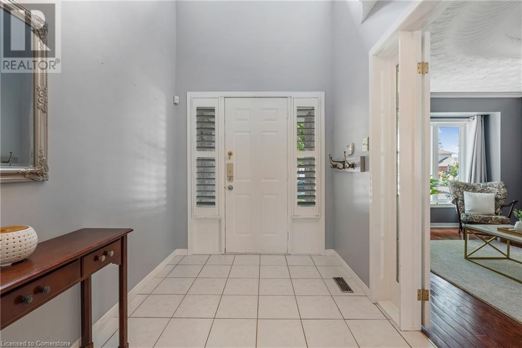 68 Riviera Ridge, Stoney Creek, Ontario  L8E 5E7 - Photo 3 - 40687885