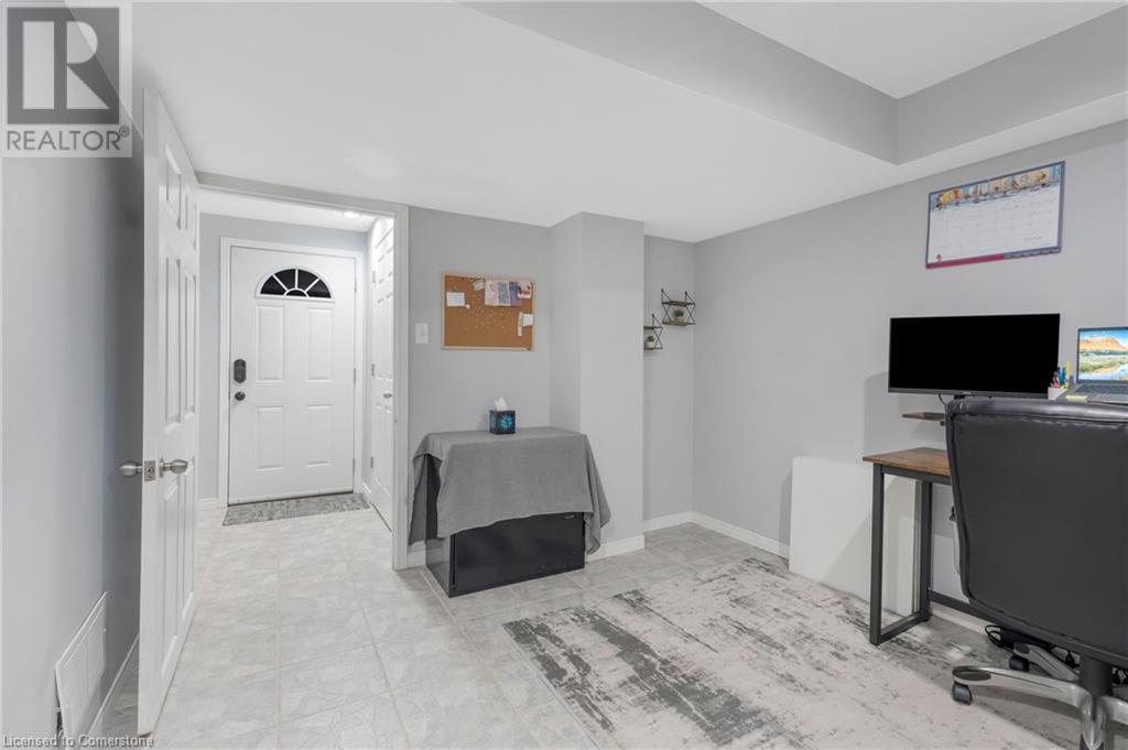 68 Riviera Ridge, Stoney Creek, Ontario  L8E 5E7 - Photo 44 - 40687885