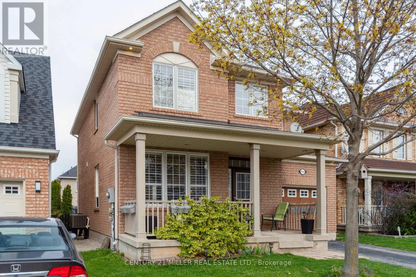 2554 Falkland Crescent, Oakville, Ontario  L6M 4Y1 - Photo 3 - W11891569