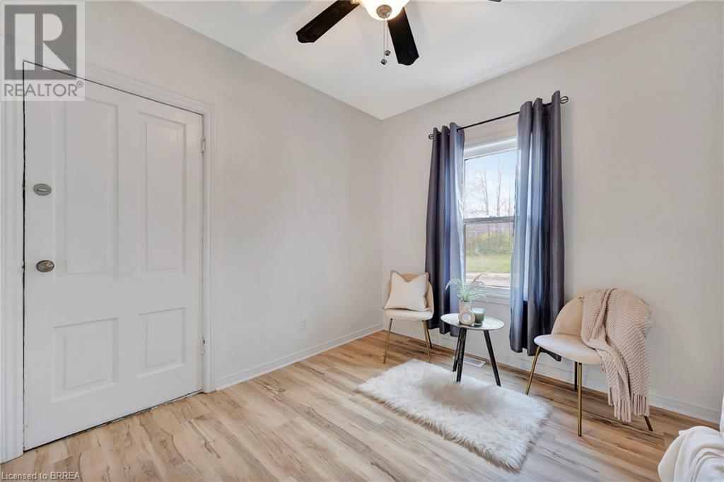 11 Rose Avenue, Brantford, Ontario  N3S 2M1 - Photo 3 - 40674367