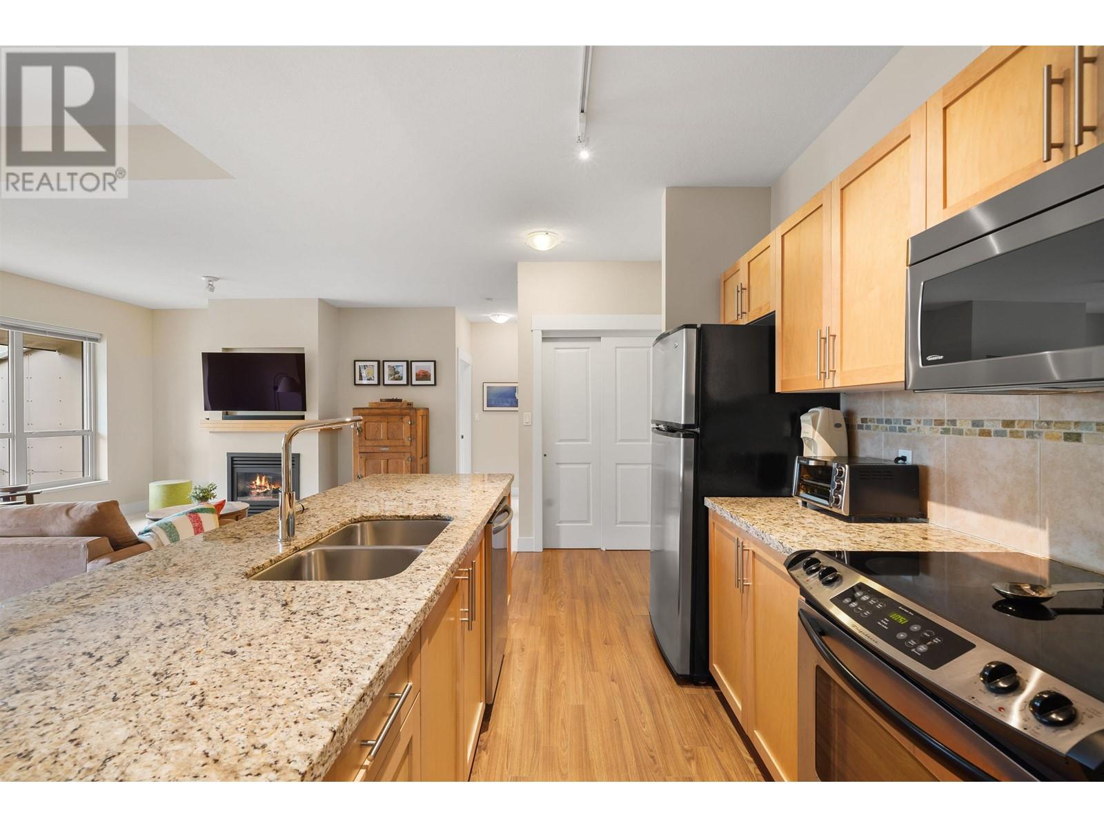 603 1211 Village Green Way, Squamish, British Columbia  V8B 0R7 - Photo 9 - R2952628