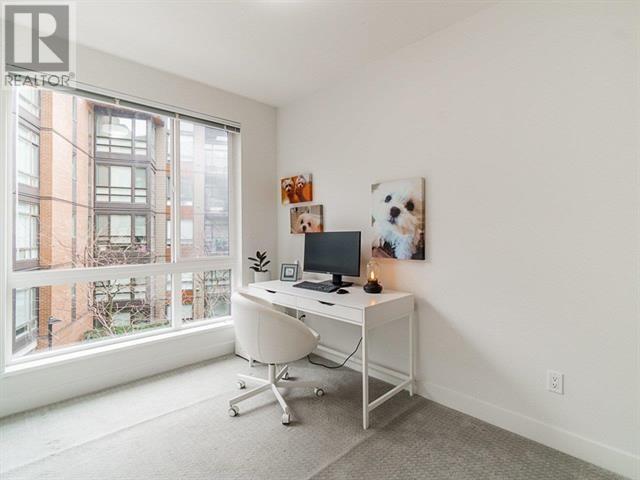 309 733 W 3rd Street, North Vancouver, British Columbia  V7M 0C8 - Photo 9 - R2952433