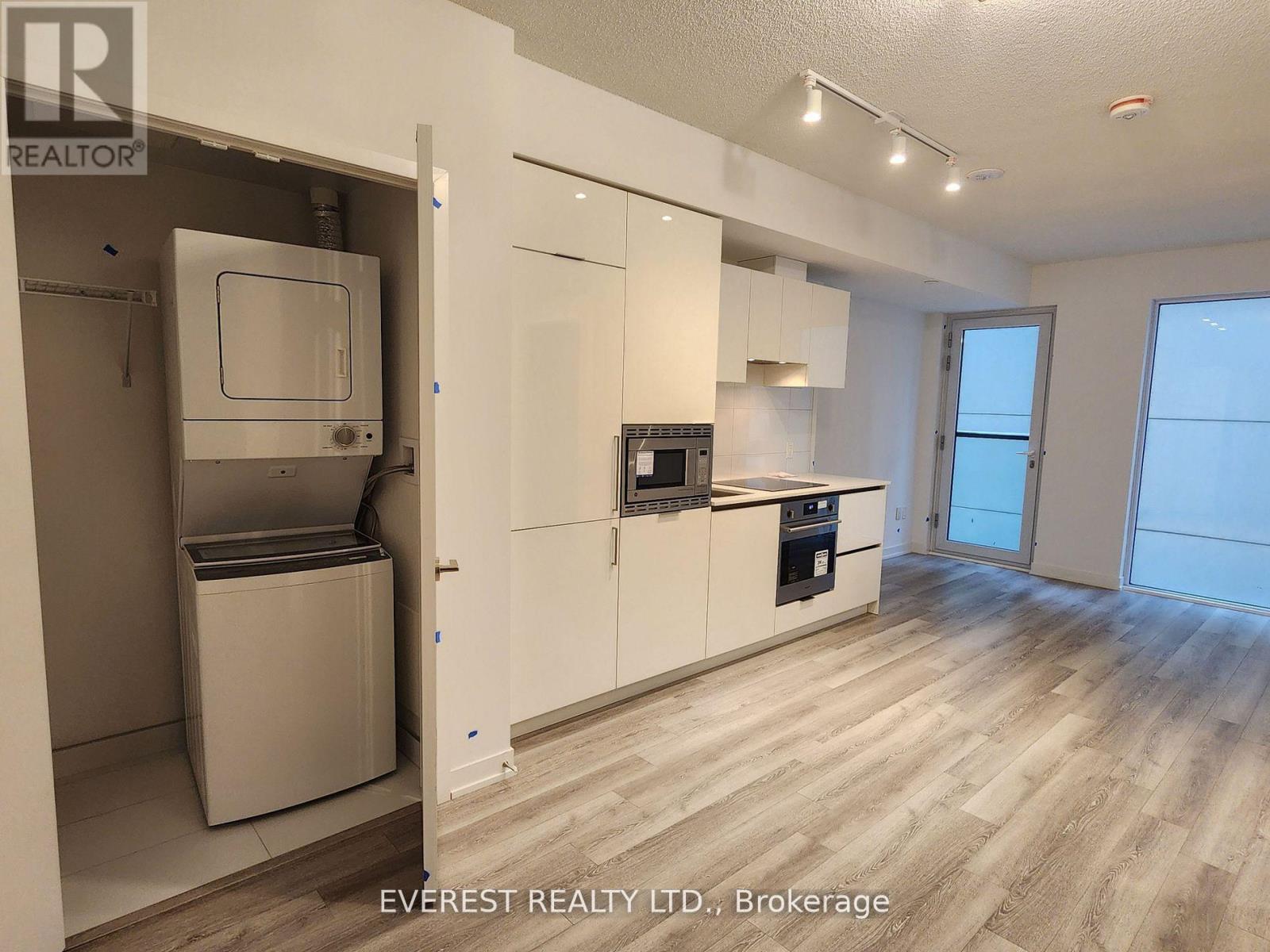 302 - 238 Simcoe Street, Toronto, Ontario  M5T 0E2 - Photo 6 - C11909109