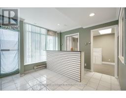 8 - 110 IRONSIDE CRESCENT, Toronto, Ontario