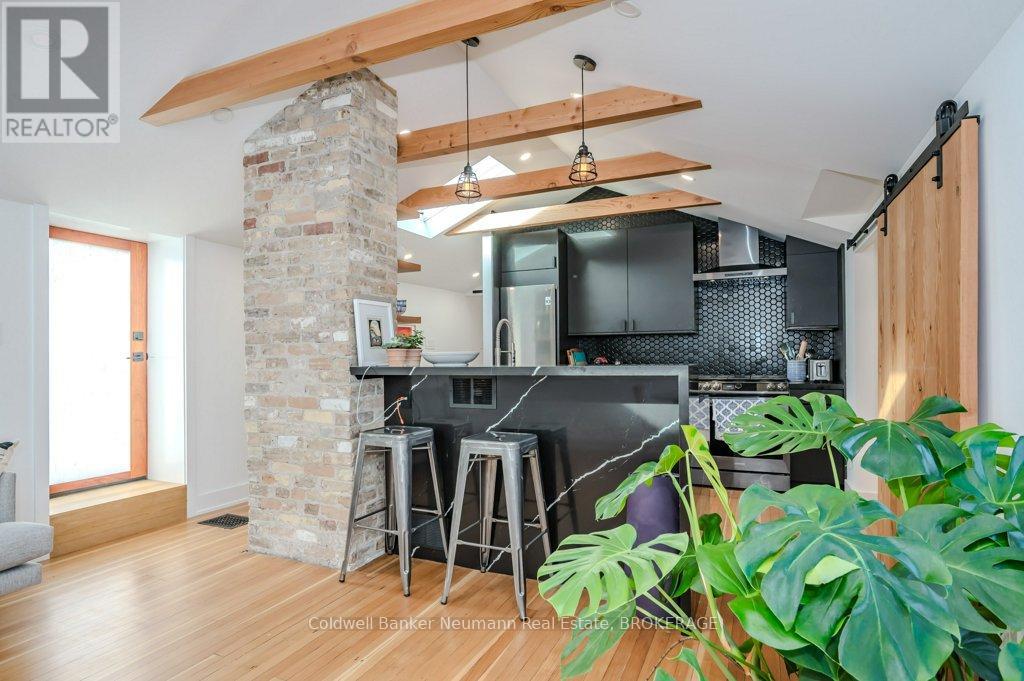 35 Meadowview Avenue, Guelph, Ontario  N1H 5S7 - Photo 10 - X11908071