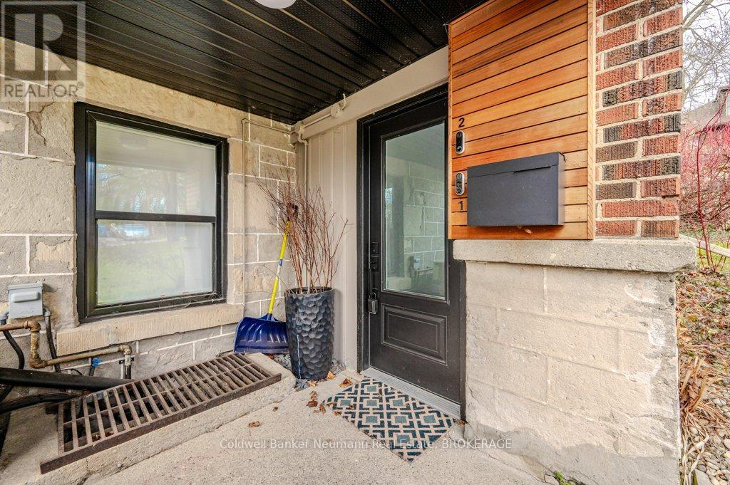 35 Meadowview Avenue, Guelph, Ontario  N1H 5S7 - Photo 3 - X11908071