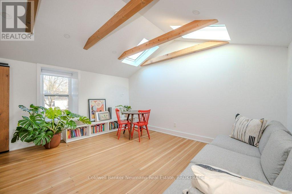 35 Meadowview Avenue, Guelph, Ontario  N1H 5S7 - Photo 9 - X11908071