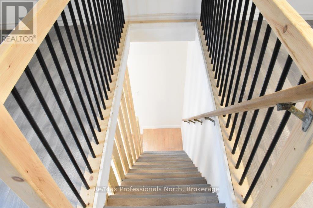 512 Mountain Street, Dysart Et Al, Ontario  K0M 2K0 - Photo 12 - X11909097