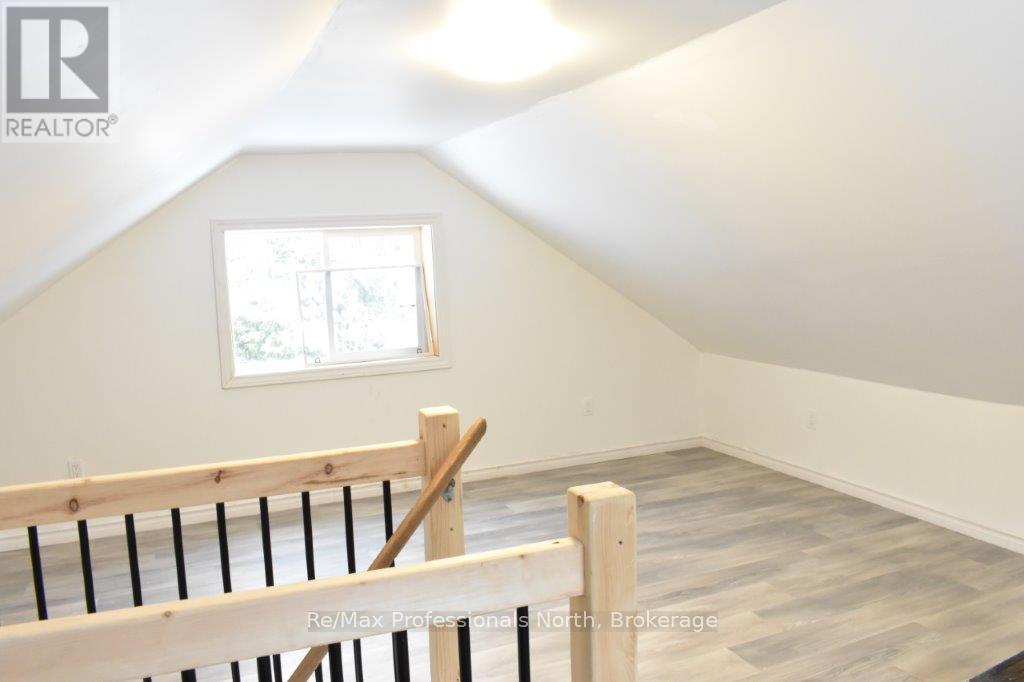 512 Mountain Street, Dysart Et Al, Ontario  K0M 2K0 - Photo 13 - X11909097