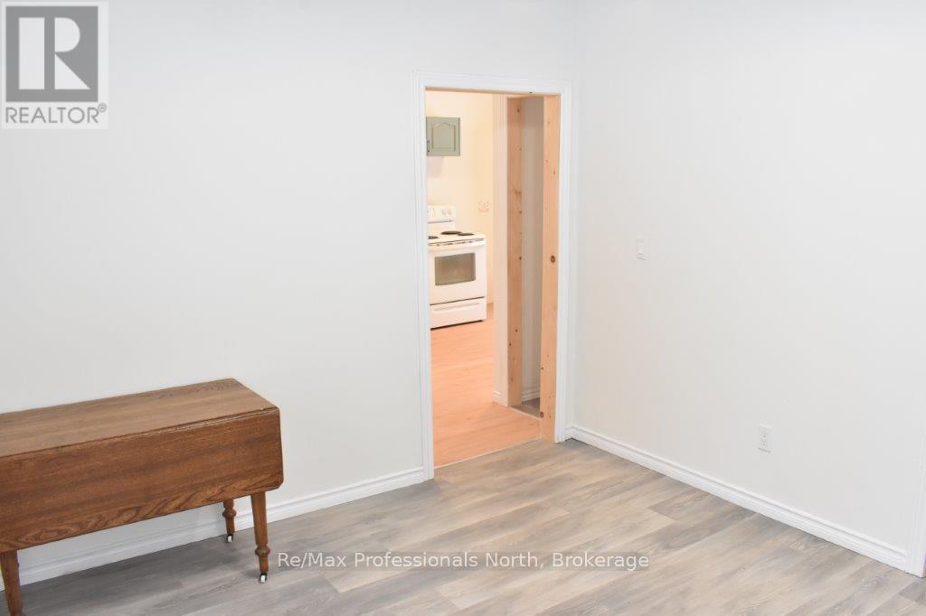 512 Mountain Street, Dysart Et Al, Ontario  K0M 2K0 - Photo 16 - X11909097