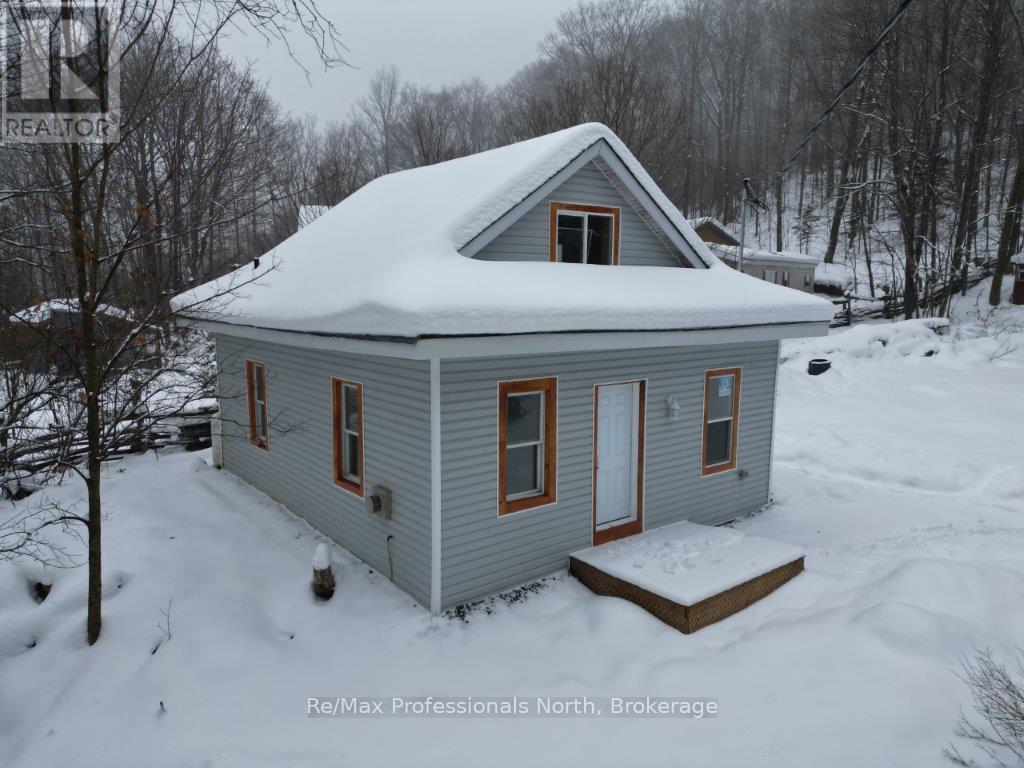 512 Mountain Street, Dysart Et Al, Ontario  K0M 2K0 - Photo 18 - X11909097