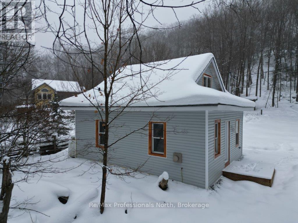 512 Mountain Street, Dysart Et Al, Ontario  K0M 2K0 - Photo 20 - X11909097