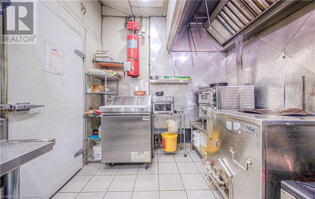 160 University Avenue W Unit# 20, Waterloo, Ontario  N2L 3E9 - Photo 11 - 40675525