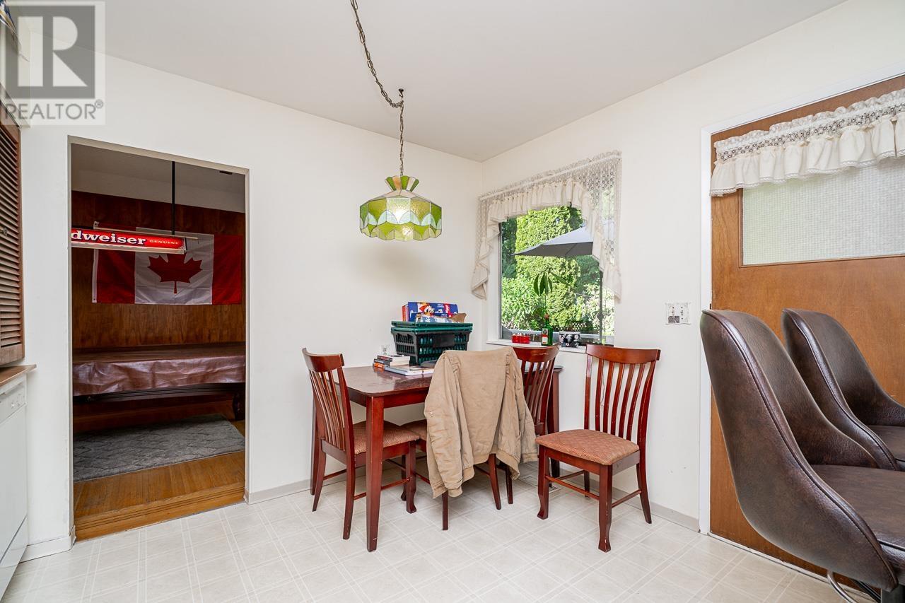 605 Midvale Street, Coquitlam, British Columbia  V3J 6L7 - Photo 13 - R2952163