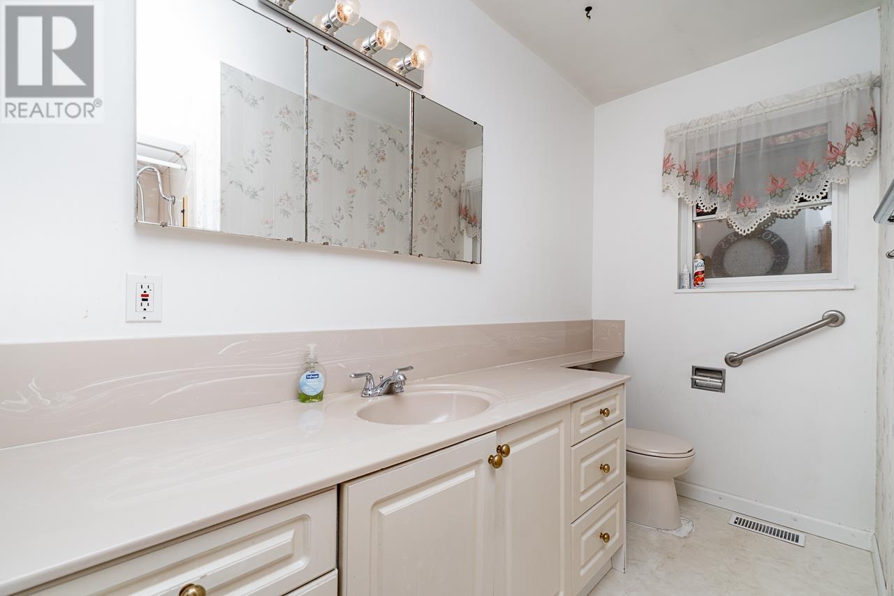 605 Midvale Street, Coquitlam, British Columbia  V3J 6L7 - Photo 23 - R2952163