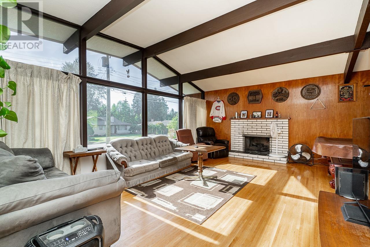 605 Midvale Street, Coquitlam, British Columbia  V3J 6L7 - Photo 5 - R2952163