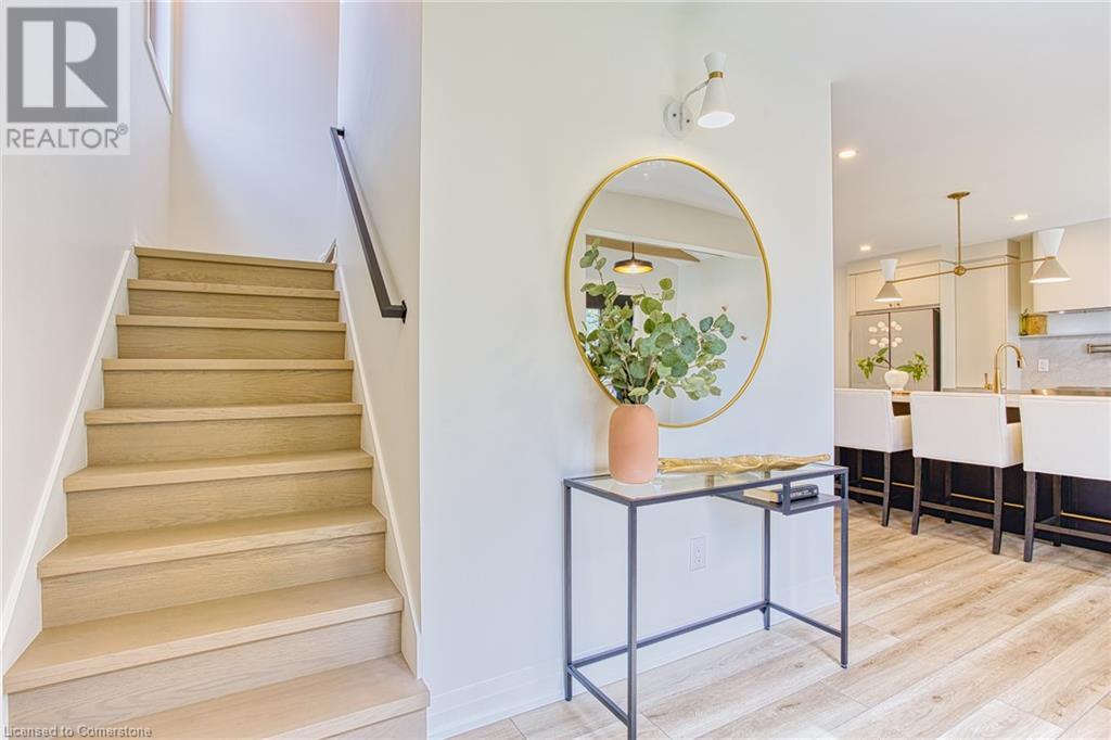 11 Nelles Road N, Grimsby, Ontario  L3M 2Z5 - Photo 19 - 40682233