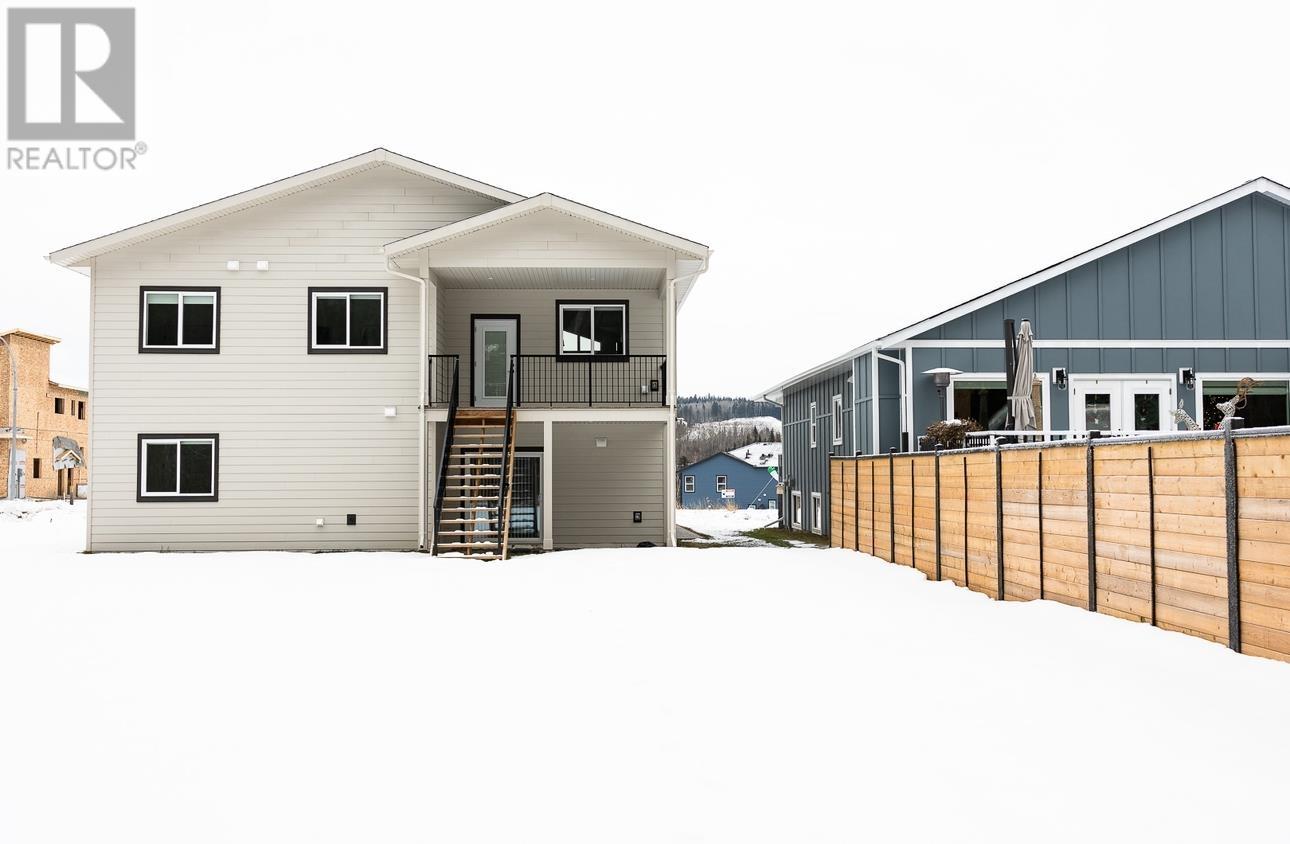 Property at 7327 FOXRIDGE AVENUE image 3