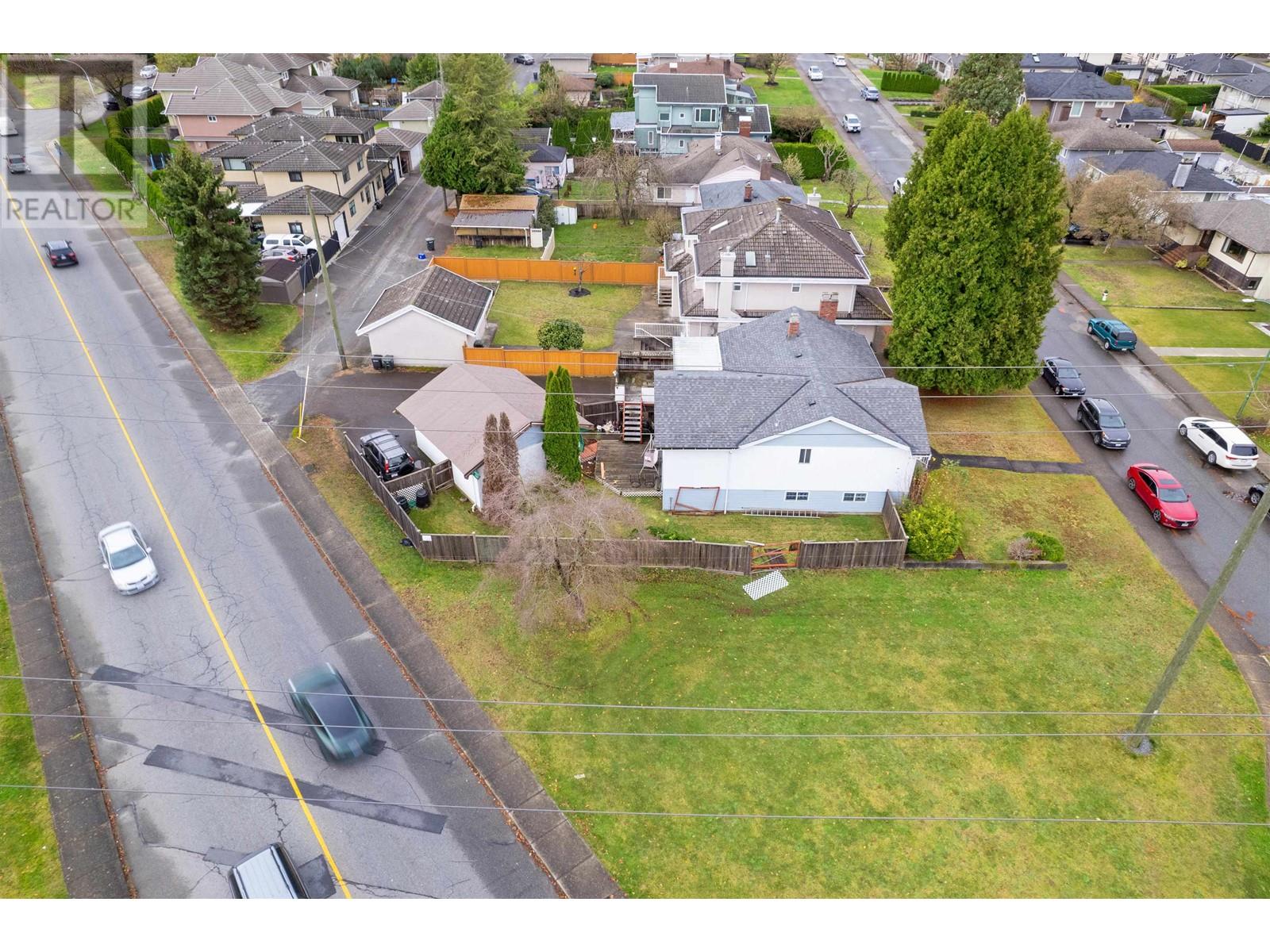 7068 Burford Street, Burnaby, British Columbia V5E 1S2 - Photo 4 - R2946576