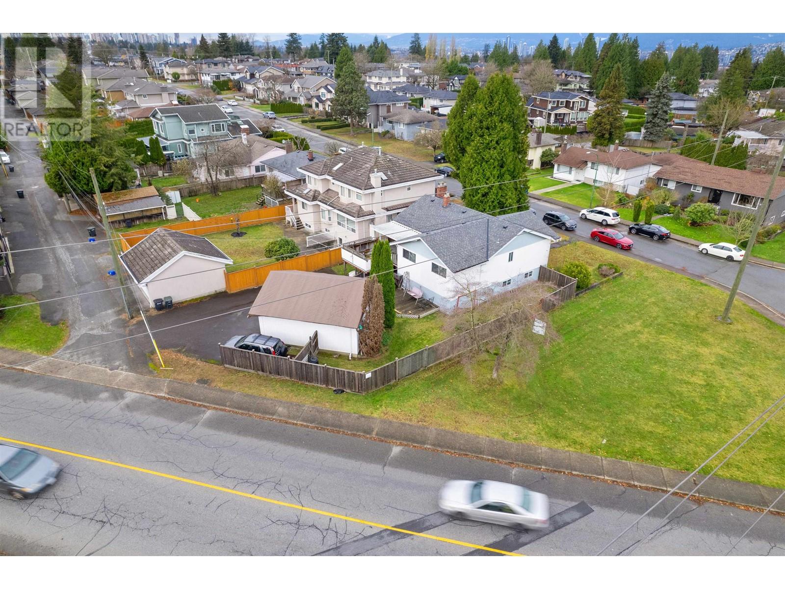 7068 Burford Street, Burnaby, British Columbia V5E 1S2 - Photo 9 - R2946576