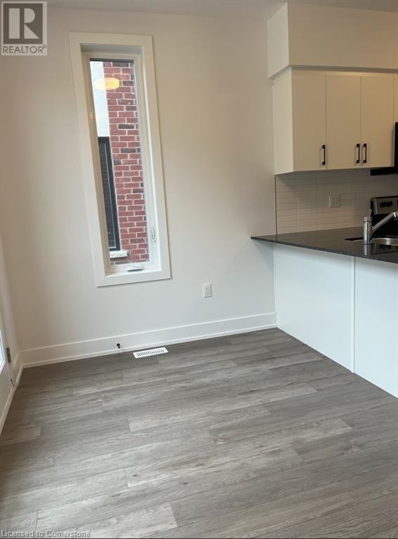 99 Roger Street Unit# 31, Waterloo, Ontario  N2J 1A4 - Photo 8 - 40687877