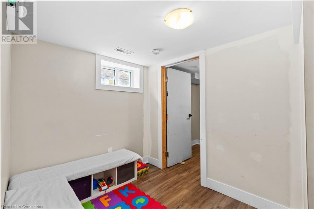 17 Prestwick Avenue, St. Catharines, Ontario  L2P 2E5 - Photo 29 - 40683099