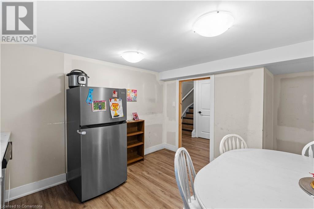 17 Prestwick Avenue, St. Catharines, Ontario  L2P 2E5 - Photo 35 - 40683099