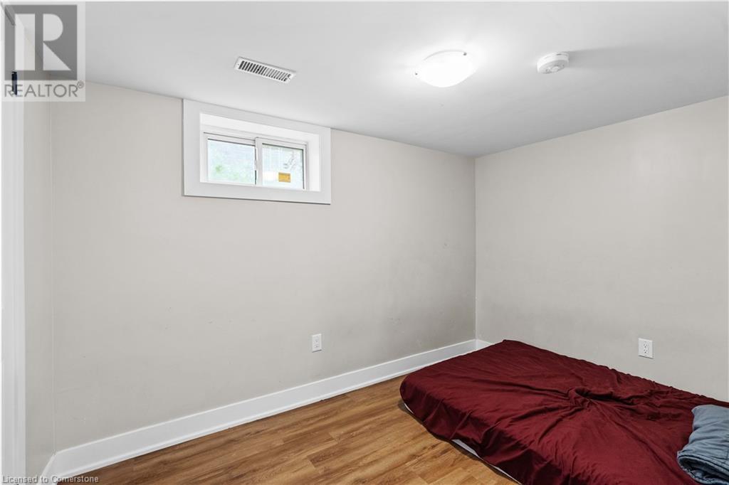 17 Prestwick Avenue, St. Catharines, Ontario  L2P 2E5 - Photo 38 - 40683099