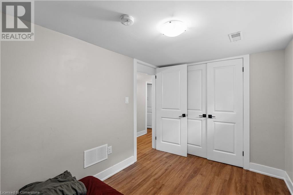 17 Prestwick Avenue, St. Catharines, Ontario  L2P 2E5 - Photo 39 - 40683099