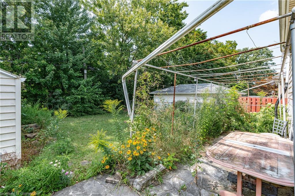 17 Prestwick Avenue, St. Catharines, Ontario  L2P 2E5 - Photo 43 - 40683099