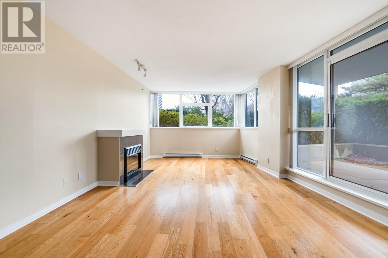Listing Picture 14 of 26 : 406 2225 HOLDOM AVENUE, Burnaby / 本拿比 - 魯藝地產 Yvonne Lu Group - MLS Medallion Club Member